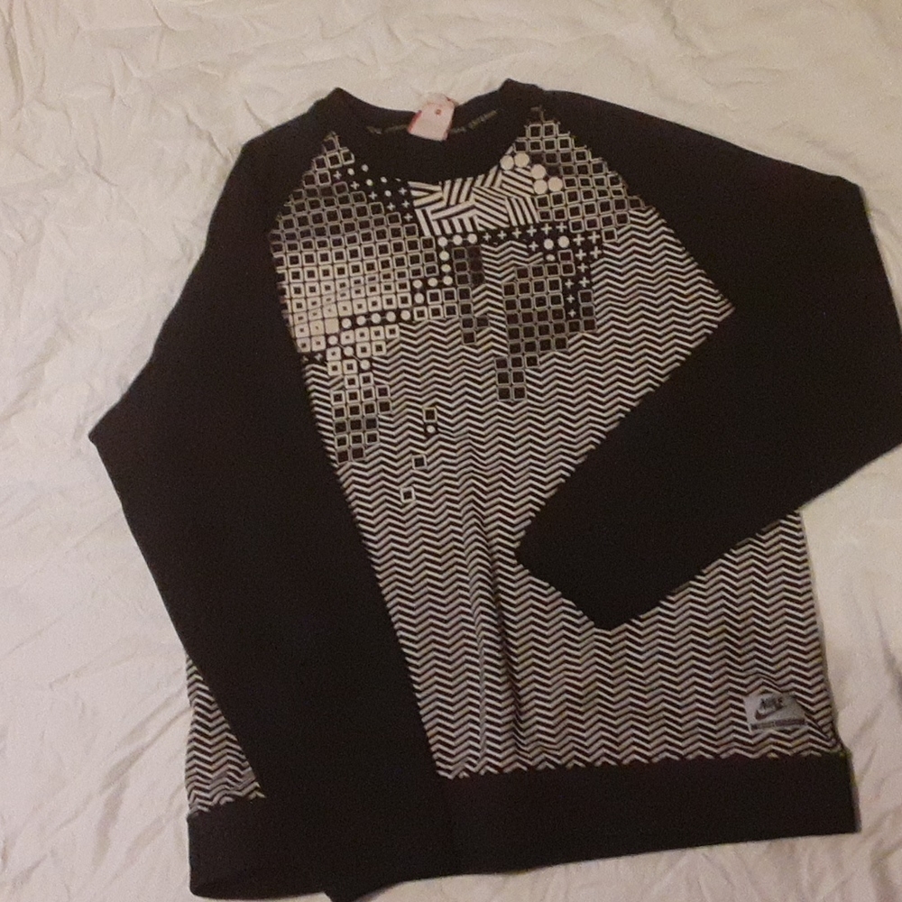 Mens XL Nike crew neck sweater
